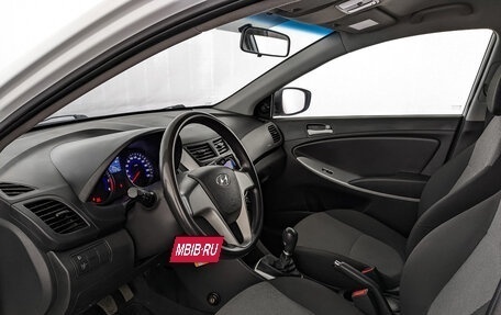 Hyundai Solaris II рестайлинг, 2013 год, 795 000 рублей, 10 фотография