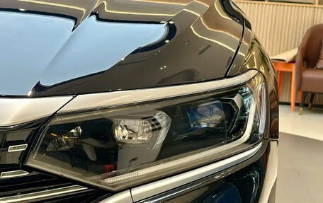 Volkswagen Passat B8 рестайлинг, 2023 год, 1 850 000 рублей, 6 фотография