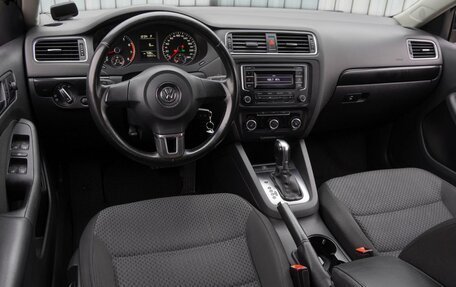 Volkswagen Jetta VI, 2013 год, 1 120 000 рублей, 6 фотография