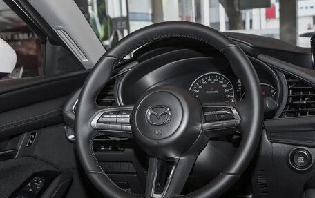 Mazda 3, 2025 год, 2 225 000 рублей, 11 фотография