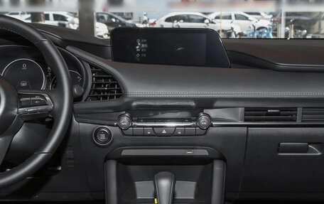 Mazda 3, 2025 год, 2 225 000 рублей, 10 фотография