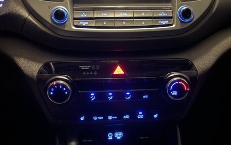 Hyundai Tucson III, 2016 год, 2 000 000 рублей, 21 фотография