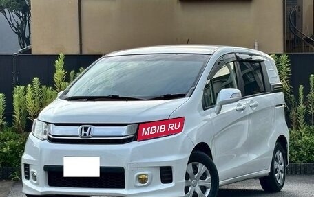 Honda Freed I, 2016 год, 800 111 рублей, 1 фотография