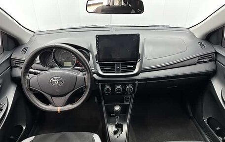 Toyota Yaris XP150 рестайлинг, 2021 год, 1 356 100 рублей, 7 фотография
