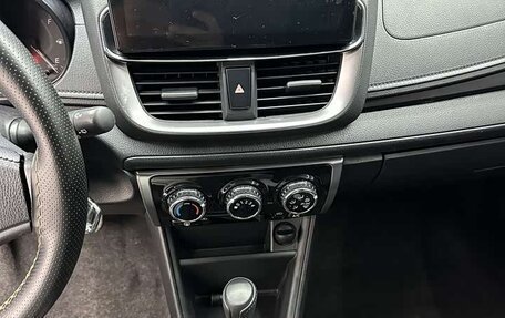 Toyota Yaris XP150 рестайлинг, 2021 год, 1 356 100 рублей, 10 фотография