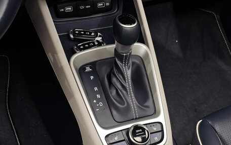 Hyundai Venue I, 2022 год, 1 827 000 рублей, 13 фотография