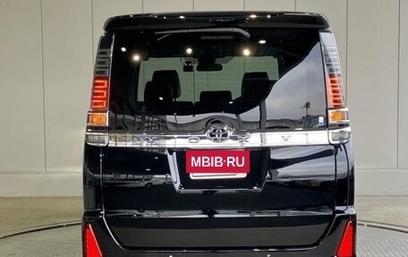 Toyota Voxy III, 2021 год, 1 653 027 рублей, 6 фотография