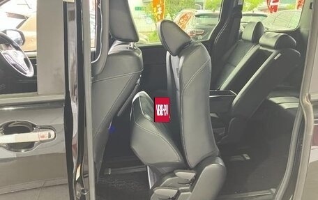 Toyota Voxy III, 2021 год, 1 653 027 рублей, 21 фотография