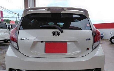 Toyota Aqua I, 2021 год, 1 310 000 рублей, 6 фотография