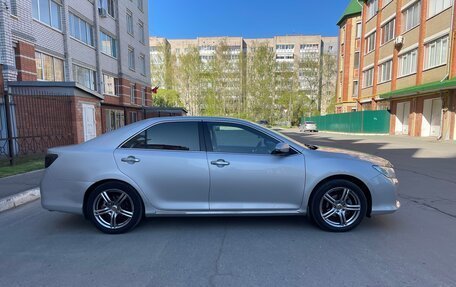Toyota Camry, 2013 год, 1 700 000 рублей, 4 фотография