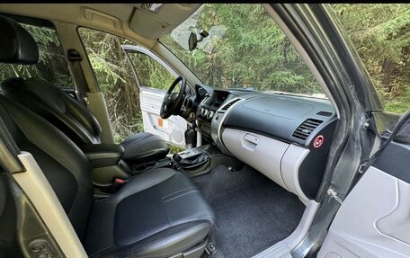 Mitsubishi Pajero Sport II рестайлинг, 2013 год, 1 950 000 рублей, 9 фотография