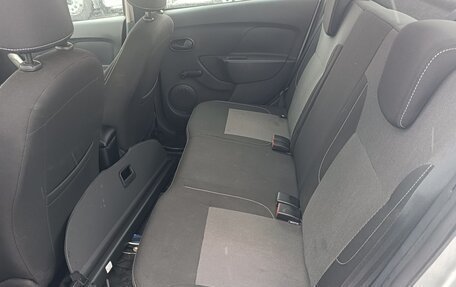 Renault Logan II, 2022 год, 1 340 000 рублей, 10 фотография