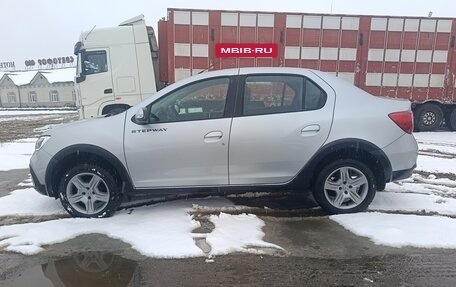Renault Logan II, 2022 год, 1 340 000 рублей, 2 фотография