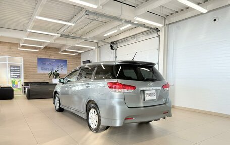 Toyota Wish II, 2011 год, 1 379 000 рублей, 4 фотография