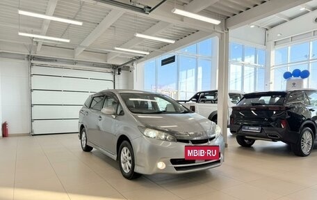 Toyota Wish II, 2011 год, 1 379 000 рублей, 8 фотография