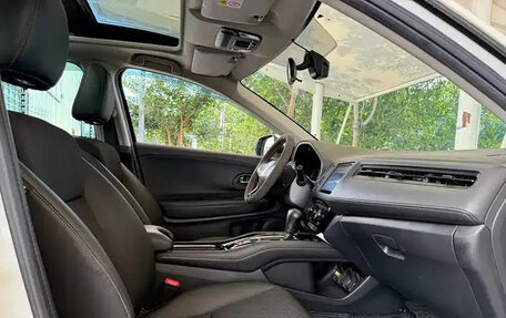 Honda Vezel, 2021 год, 1 480 000 рублей, 11 фотография