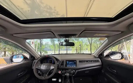 Honda Vezel, 2021 год, 1 480 000 рублей, 9 фотография