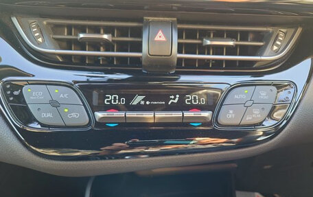 Toyota C-HR I рестайлинг, 2020 год, 2 000 035 рублей, 16 фотография