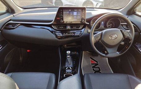 Toyota C-HR I рестайлинг, 2020 год, 2 000 035 рублей, 9 фотография