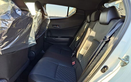 Toyota C-HR I рестайлинг, 2020 год, 2 000 035 рублей, 20 фотография