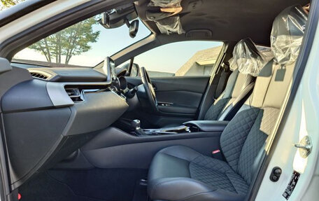 Toyota C-HR I рестайлинг, 2020 год, 2 000 035 рублей, 19 фотография