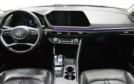 Hyundai Sonata VIII, 2023 год, 2 100 000 рублей, 14 фотография