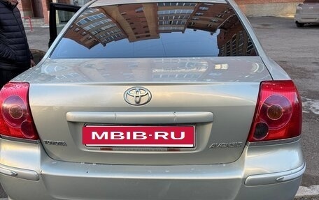 Toyota Avensis III рестайлинг, 2006 год, 700 000 рублей, 3 фотография