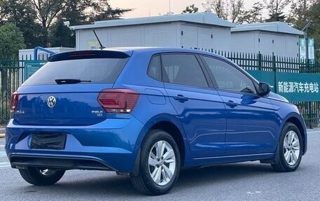 Volkswagen Polo, 2021 год, 1 000 000 рублей, 4 фотография