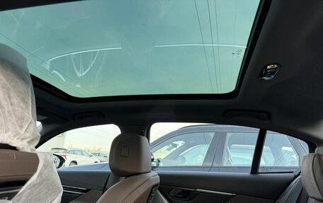 BMW 5 серия, 2025 год, 8 650 000 рублей, 14 фотография