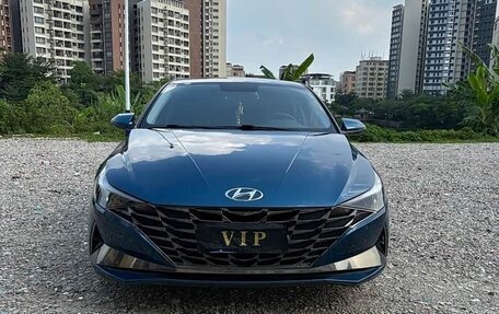 Hyundai Elantra, 2022 год, 1 490 000 рублей, 2 фотография