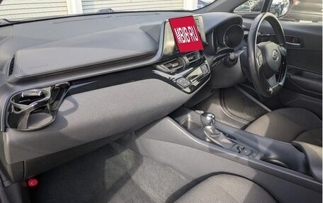 Toyota C-HR I рестайлинг, 2019 год, 1 238 027 рублей, 10 фотография