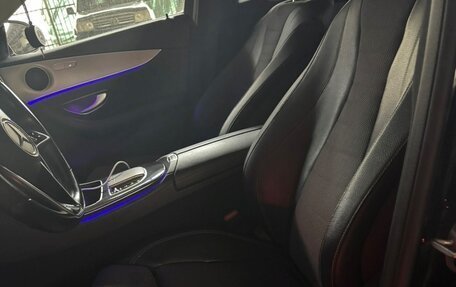 Mercedes-Benz E-Класс, 2021 год, 3 500 000 рублей, 7 фотография