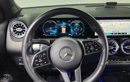 Mercedes-Benz GLB, 2022 год, 3 109 900 рублей, 9 фотография