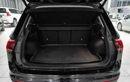 Volkswagen Tiguan II, 2018 год, 2 750 000 рублей, 10 фотография