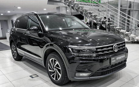 Volkswagen Tiguan II, 2018 год, 2 750 000 рублей, 3 фотография