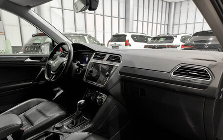 Volkswagen Tiguan II, 2018 год, 2 750 000 рублей, 11 фотография