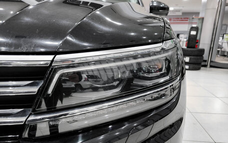 Volkswagen Tiguan II, 2018 год, 2 750 000 рублей, 17 фотография