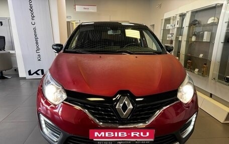 Renault Kaptur I рестайлинг, 2018 год, 925 000 рублей, 2 фотография