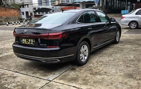 Volkswagen Passat B8 рестайлинг, 2022 год, 1 680 000 рублей, 6 фотография