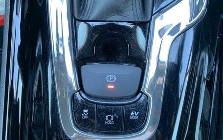 Toyota C-HR I рестайлинг, 2022 год, 1 754 000 рублей, 26 фотография