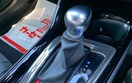 Toyota C-HR I рестайлинг, 2022 год, 1 754 000 рублей, 25 фотография