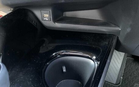 Toyota C-HR I рестайлинг, 2022 год, 1 754 000 рублей, 32 фотография