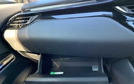 Toyota C-HR I рестайлинг, 2022 год, 1 754 000 рублей, 34 фотография