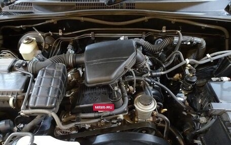 Toyota Land Cruiser Prado 120 рестайлинг, 2008 год, 1 995 000 рублей, 16 фотография