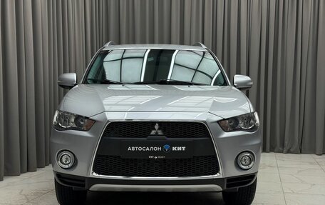 Mitsubishi Outlander III рестайлинг 3, 2009 год, 1 099 000 рублей, 2 фотография