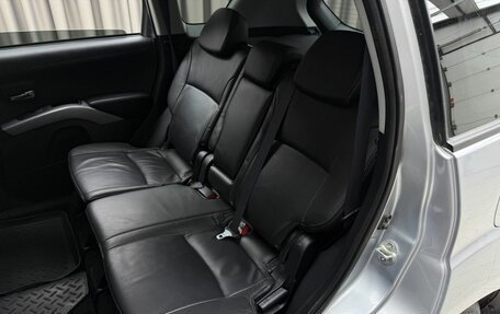 Mitsubishi Outlander III рестайлинг 3, 2009 год, 1 099 000 рублей, 9 фотография