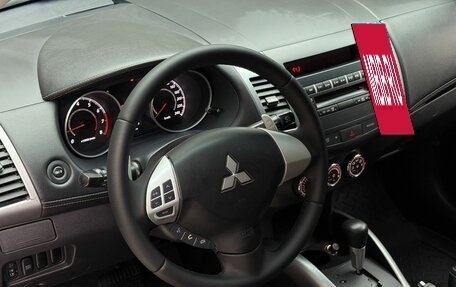 Mitsubishi Outlander III рестайлинг 3, 2009 год, 1 099 000 рублей, 10 фотография