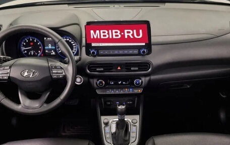 Hyundai Kona I, 2022 год, 1 405 000 рублей, 5 фотография