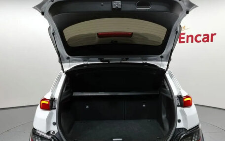 Hyundai Kona I, 2022 год, 1 405 000 рублей, 17 фотография