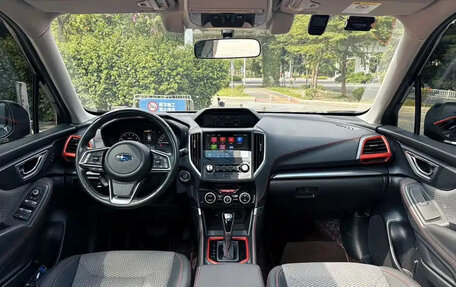 Subaru Forester, 2021 год, 1 900 000 рублей, 13 фотография